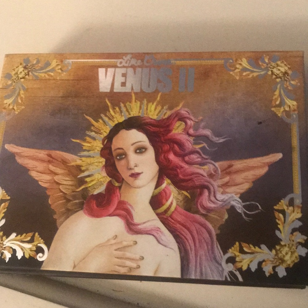 BARELY USED lime crime Venus 2
